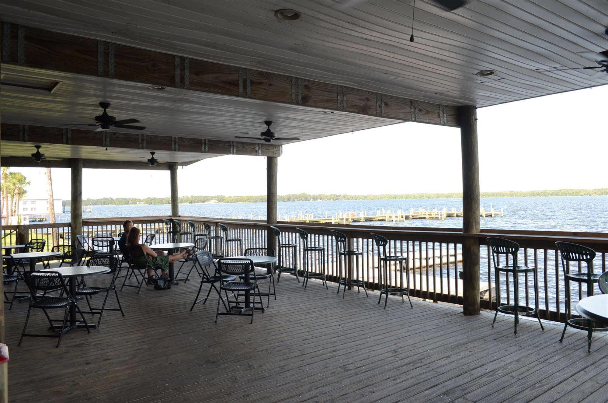 Quality Inn And Suites Palatka Riverfront Extérieur photo